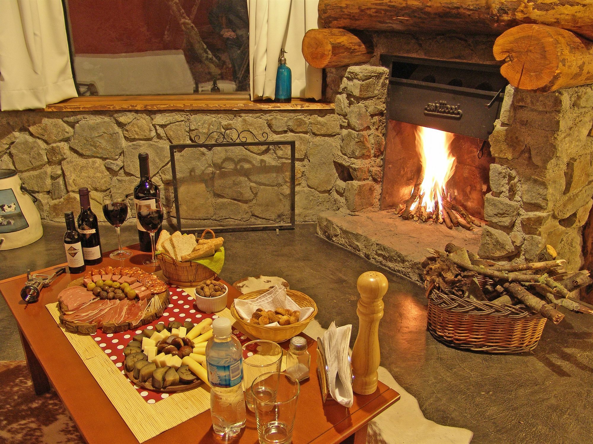 Patagonia Villa Lodge อูซัวยา ภายนอก รูปภาพ